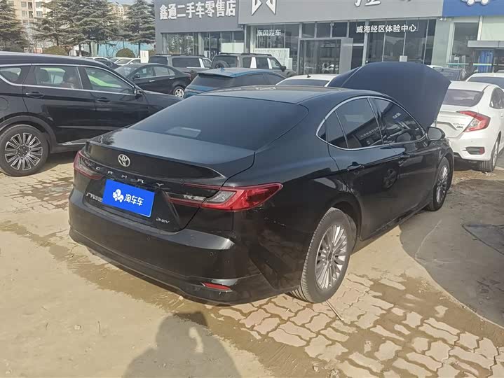 Toyota Camry 2024 2024款 双擎 2.0HE 精英版
