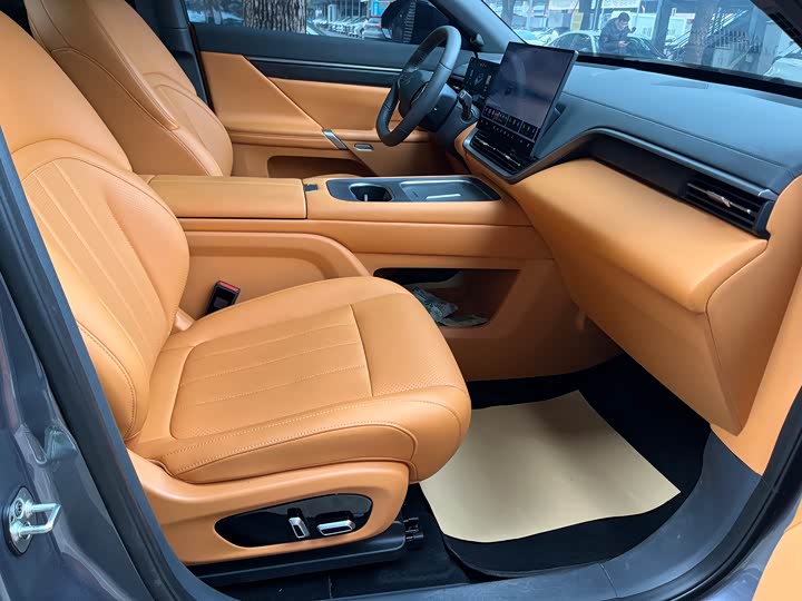 Dongfeng Yipai eπ 008 2026 2026款 六座纯电家享版