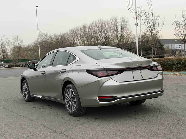 Lexus ES 2025 2025款 200 臻享版