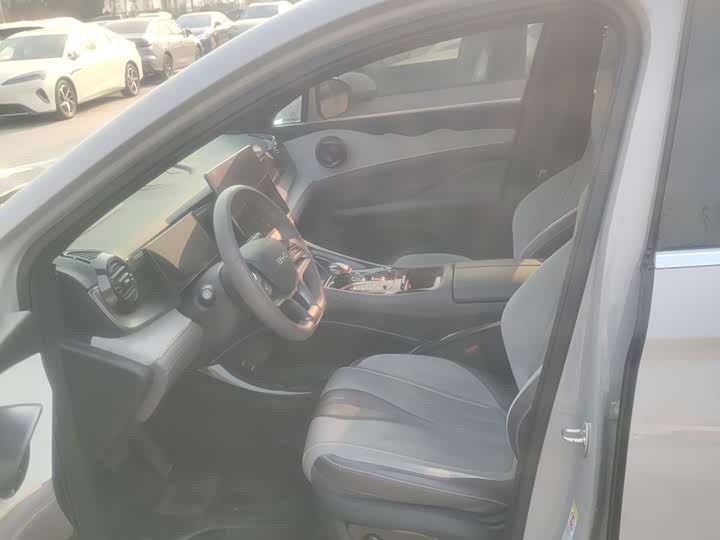 BYD Frigate 07 2024 2024款 荣耀版 DM-i 100KM 尊贵型