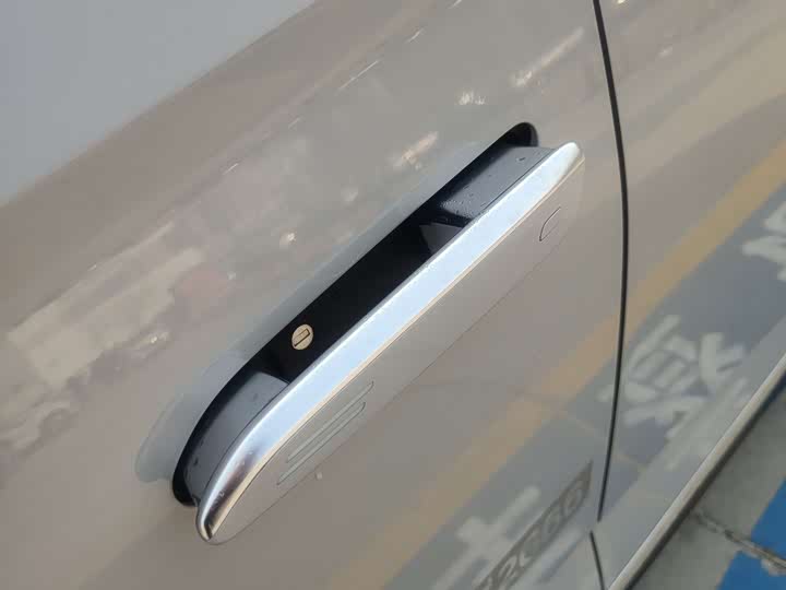 BYD Frigate 07 2024 2024款 荣耀版 DM-i 100KM 尊贵型