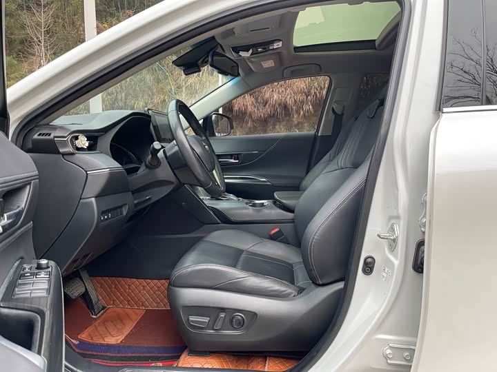 Toyota Harrier 2022 2022款 2.0L CVT两驱豪华版