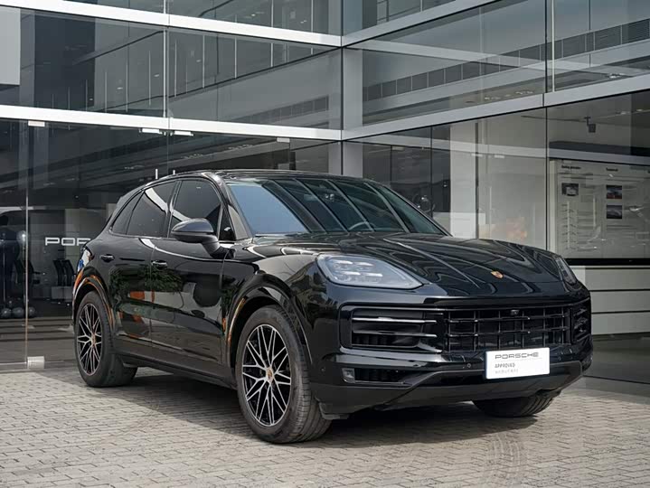 2025 Porsche Cayenne