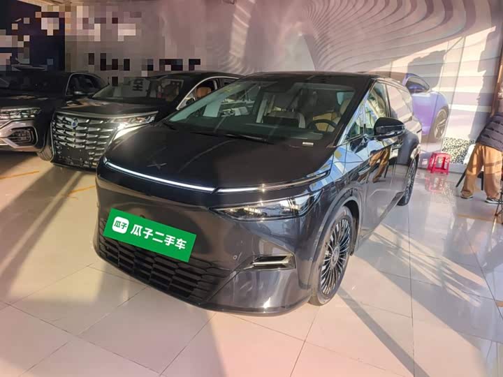 XPeng X9 2025 2025款 纯电 740超长续航 Max