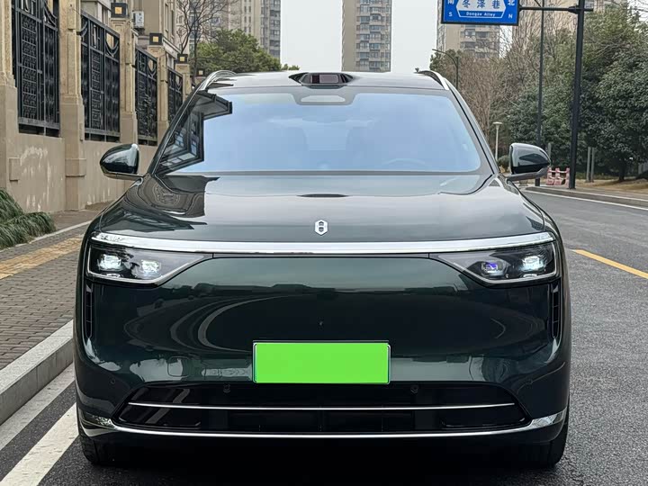 Aito M8 2025 2025款 增程 Ultra版 53.4kWh 6座版