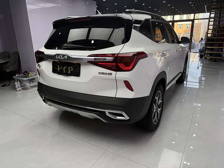 Kia KX3 2021 2021款 1.5L CVT潮流版