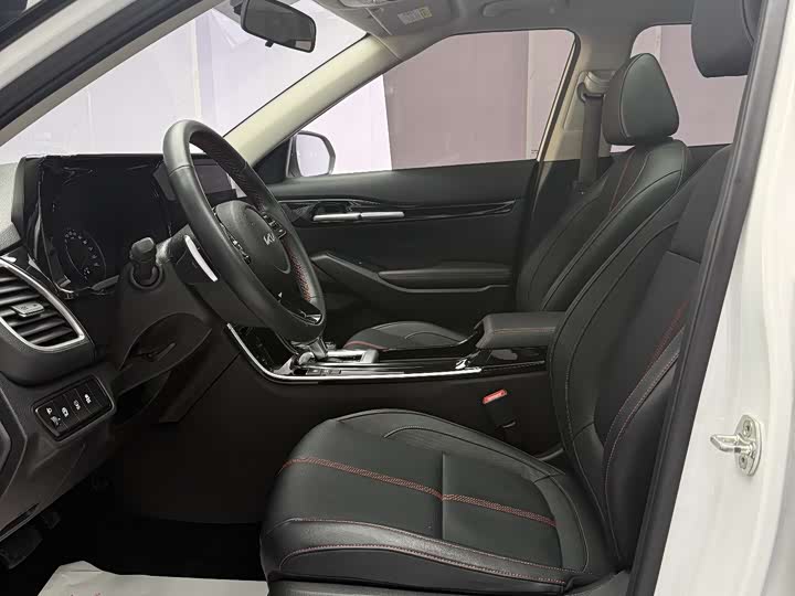 Kia KX3 2021 2021款 1.5L CVT潮流版