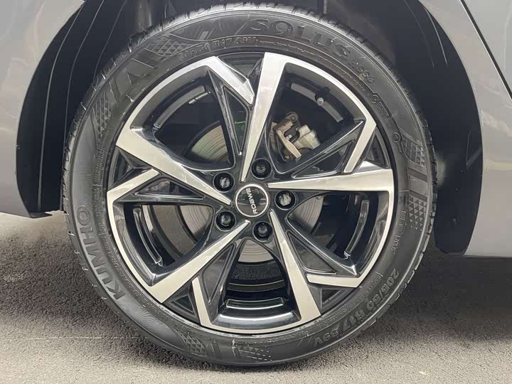 Roewe i5 2024 2024款 1.5L CVT尊荣版