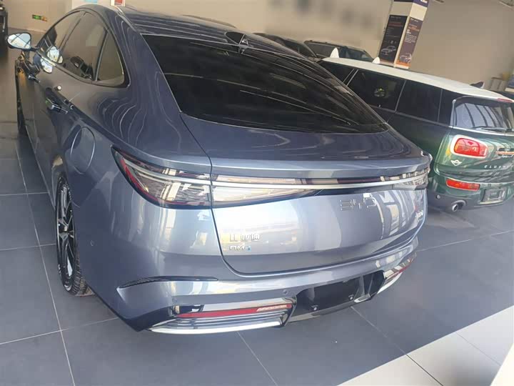 BYD Seal 07 DM-i Hybrid 2025 2025款 智驾版 DM-i 1.5L 125km 尊贵型
