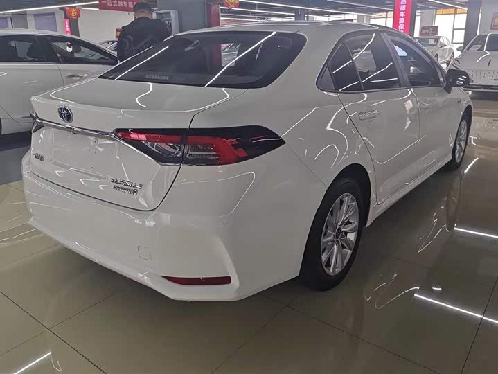 Toyota Corolla 2023 2023款 1.8L 智能电混双擎 先锋版