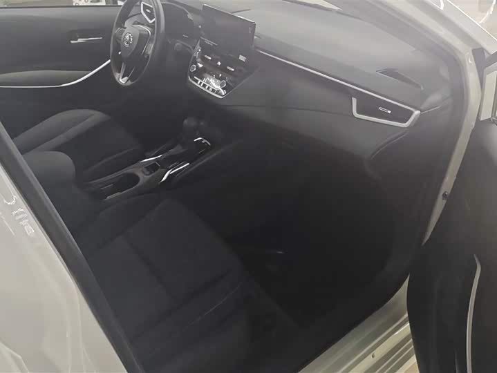 Toyota Corolla 2023 2023款 1.8L 智能电混双擎 先锋版