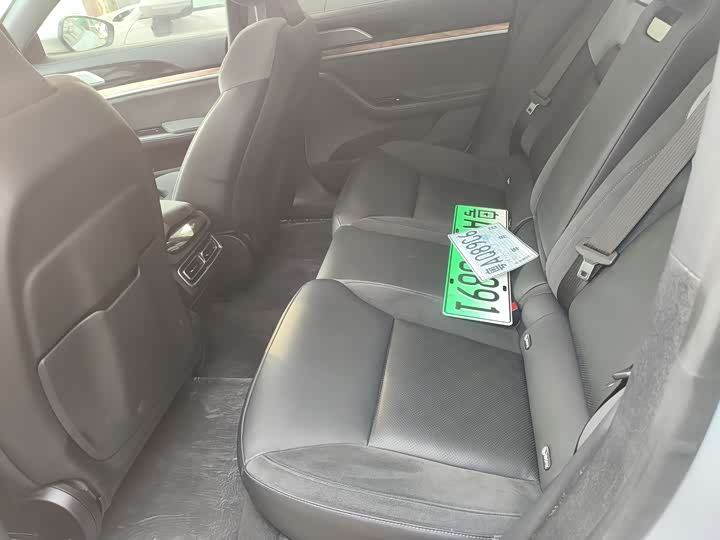 Hozon S 2022 2022款 增程版 1160km 后驱大版