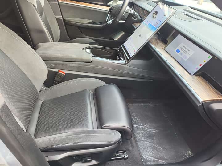 Hozon S 2022 2022款 增程版 1160km 后驱大版