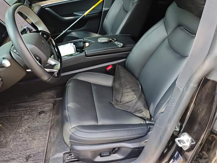 Hozon S 2022 2022款 增程版 1160km 后驱小版