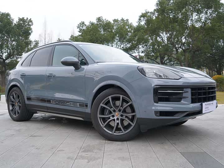 2025 Porsche Cayenne