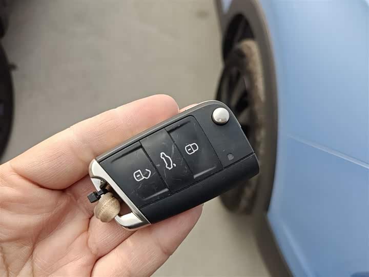 Volkswagen Tharu 2025 2025款 新锐 300TSI 锐享版