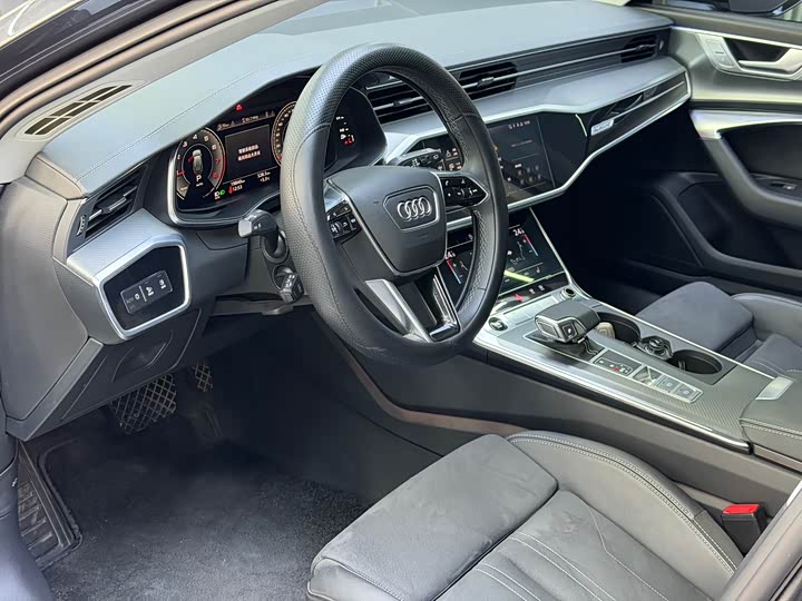 Audi A6 2024 2024款 Avant 先锋派 45 TFSI 臻选动感型