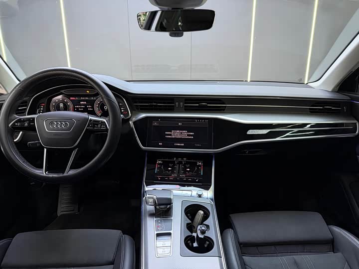 Audi A6 2024 2024款 Avant 先锋派 45 TFSI 臻选动感型