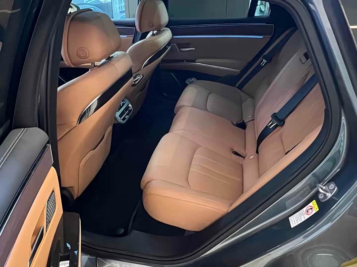 BYD Han L 2025 2025款 DM-p 四驱激光雷达旗舰型