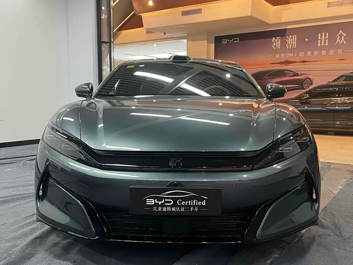 BYD Han L 2025 2025款 DM-p 四驱激光雷达旗舰型