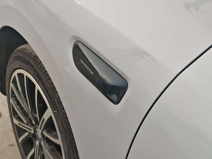 Leapmotor B01 2025 2025款 650激光雷达版