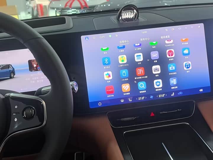 Aito M8 2025 2025款 增程 Max+版 53.4kWh 6座版