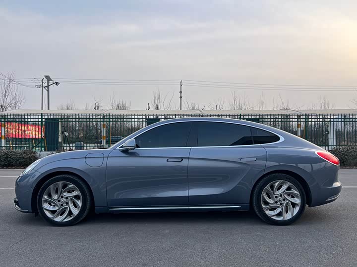 Ora Lightning Cat (07) 2022 2022款 555km 尊贵版