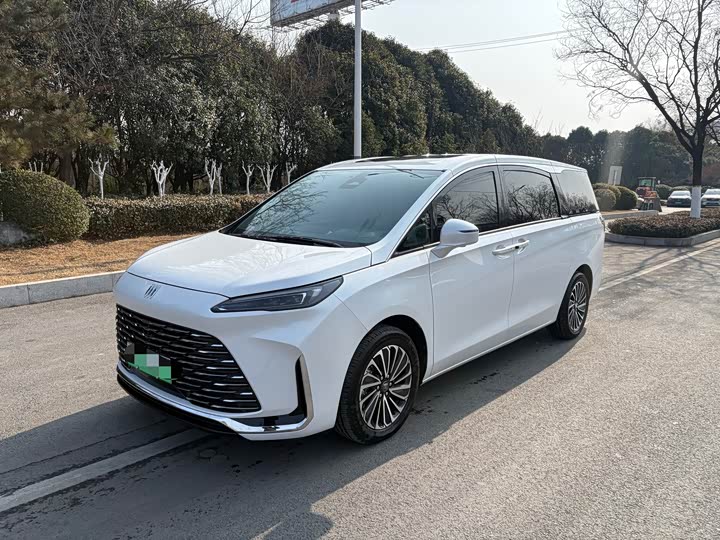 Buick GL8 Hybrid 2025 2025款 陆尚 尊享版 7座