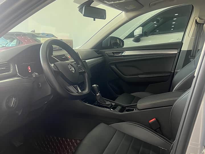 Skoda Superb 2023 2023款 TSI280 DSG尊享版