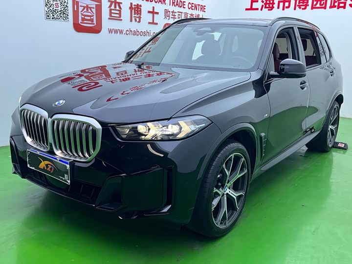 BMW X5 2025 2025款 xDrive 30Li 尊享型M运动曜夜套装