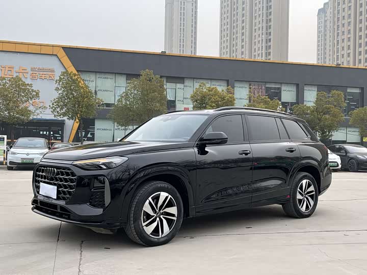 Audi Q6 2023 2023款 40 TFSI quattro 观云型 羽林套装