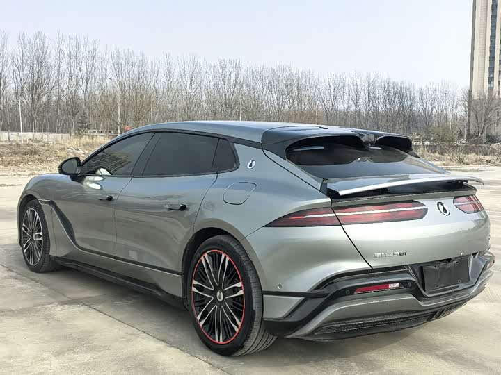 Denza Z9GT 2024 2024款 1100四驱Ultra版