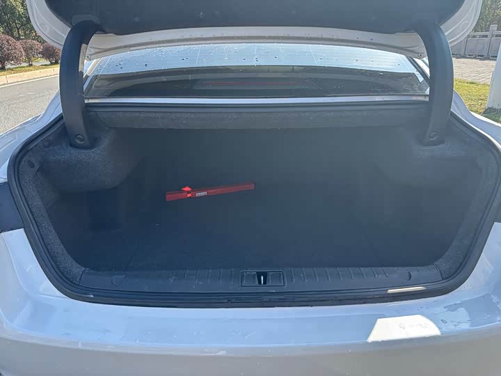 Geely Emgrand GT 2021 2021款 1.8T 领航版+