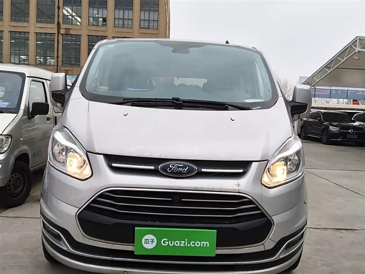 Ford Tourneo 2020 2020款 改款 2.0T 自动精睿版