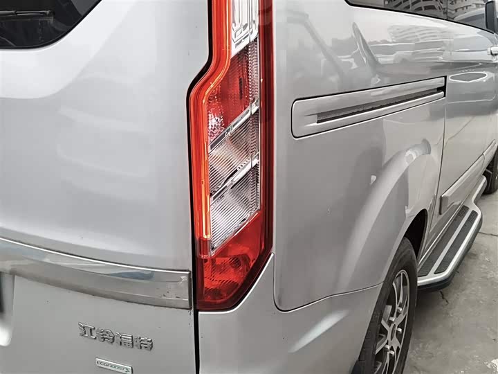 Ford Tourneo 2020 2020款 改款 2.0T 自动精睿版