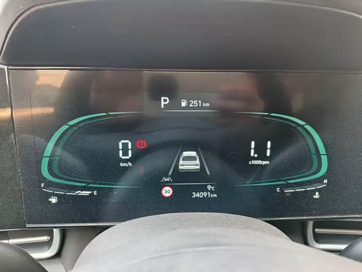 Hyundai Elantra N line 2023 2023款 1.5L CVT LUX尊贵版