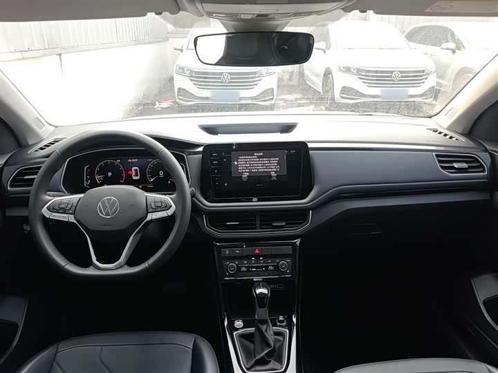 Volkswagen Tharu 2025 2025款 新锐 300TSI 锐享版