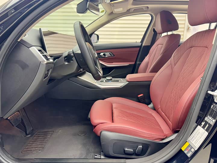 BMW i3 2025 2025款 eDrive 40 L 曜夜运动套装