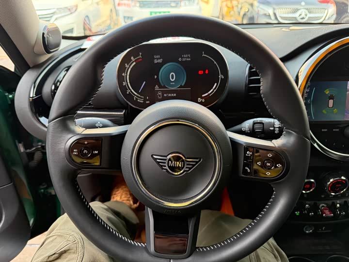 Mini Clubman 2023 2023款 1.5T COOPER 鉴赏家