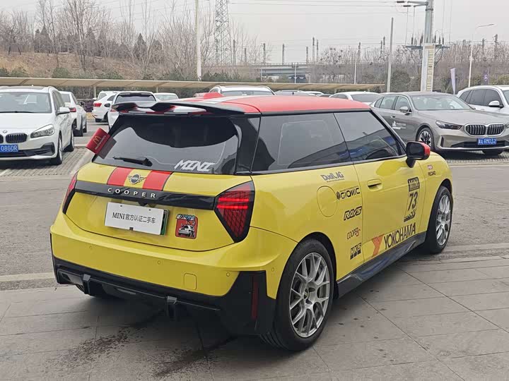 Mini Cooper 2024 2024款 456km COOPER E 经典派