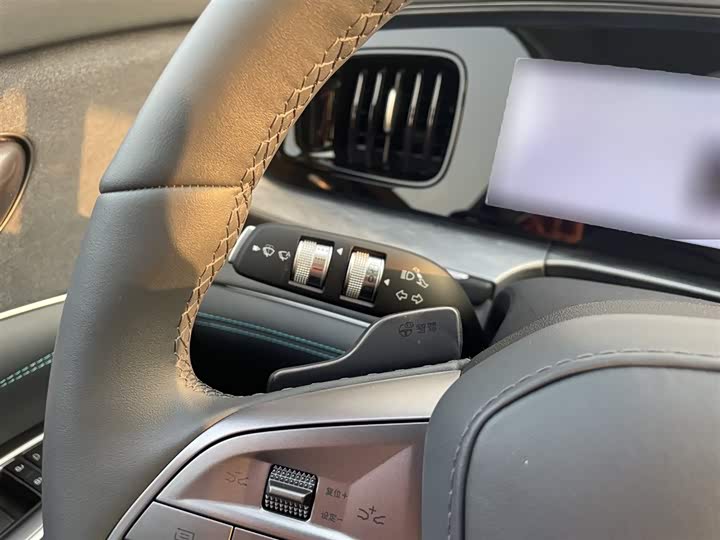 BYD Sea Lion 07 DM-i Hybrid 2025 2025款 150 领航+版