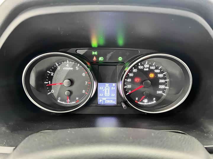 Haval M6 2023 2023款 PLUS 1.5T DCT豪华智联型