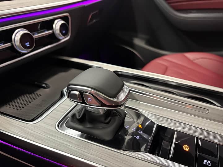 Hongqi HS5 2025 2025款 2.0T 两驱旗享Pro版