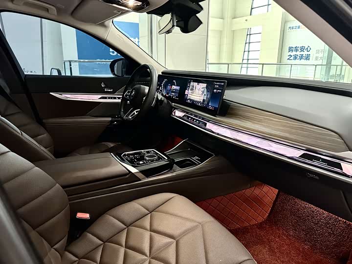 BMW 7 Series 2023 2023款 735Li M运动套装