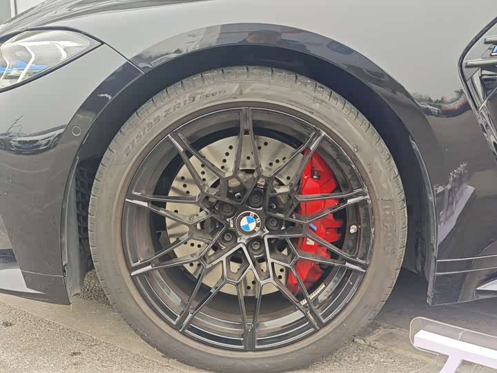 BMW M3 2024 2024款 M3四门轿车 M xDrive 雷霆版