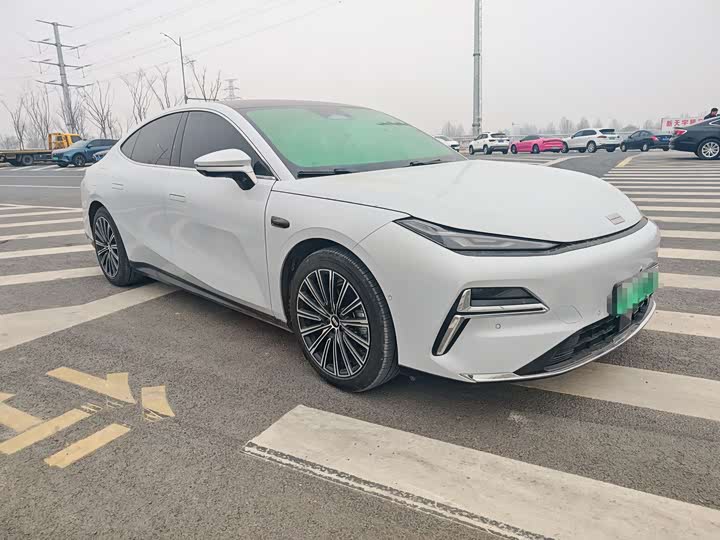 Geely Galaxy Starshine 8 EM-i 2025 2025款 130km EM-i 旗舰版