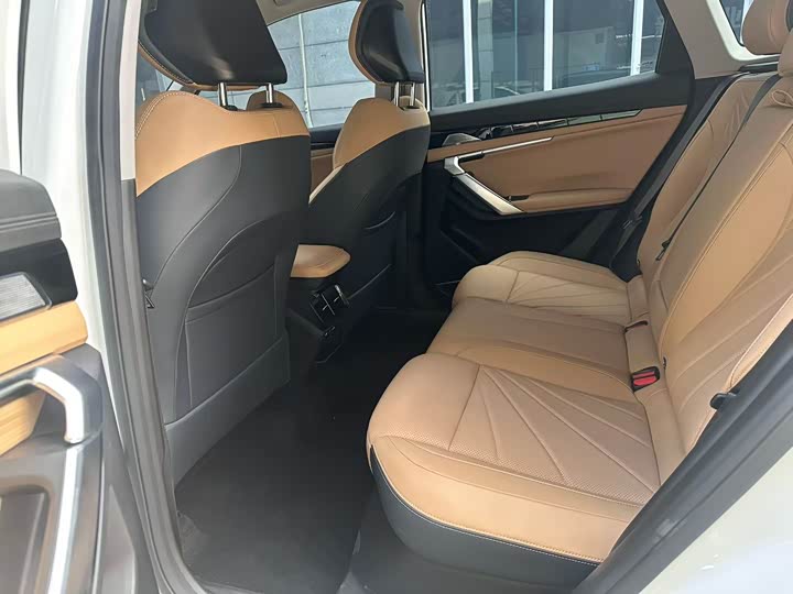 Geely Atlas L 2024 2024款 1.5TD DCT龙腾版