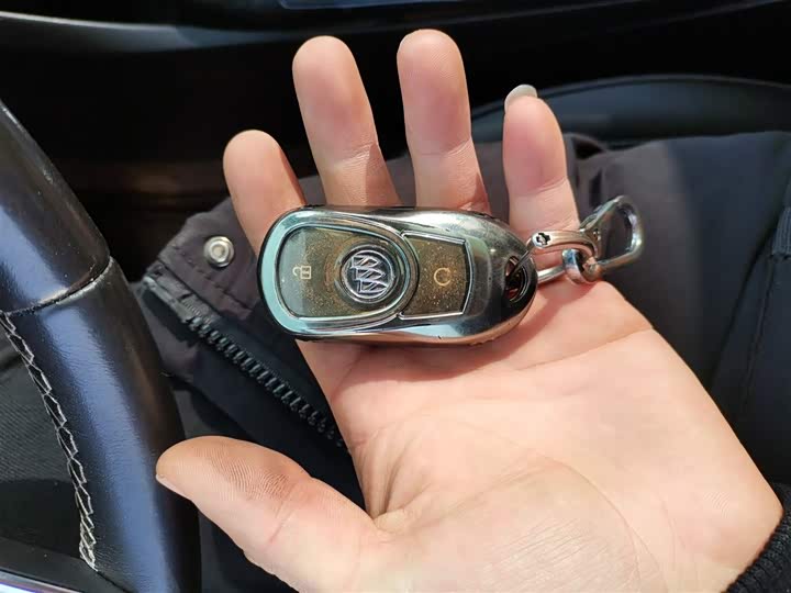 Buick Encore GX 2020 2020款 20T CVT两驱豪华型