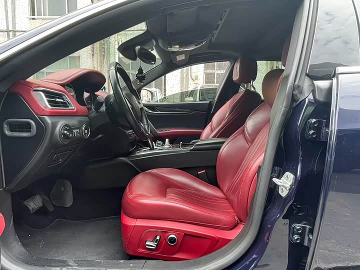 Maserati Ghibli 2021 2021款 2.0T 锋芒版