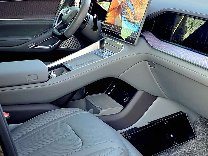 Denza N9 2025 2025款 旗舰型